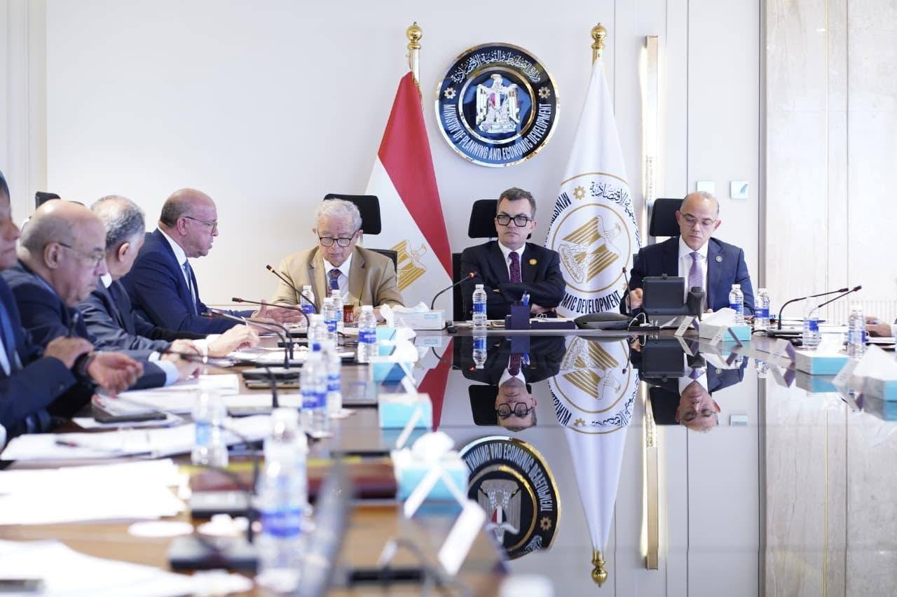 وزير التخطيط يترأس مجلس إدارة "بنك الاستثمار القومي" لمتابعة خطط إعادة الهيكلة وتوظيف الأصول
